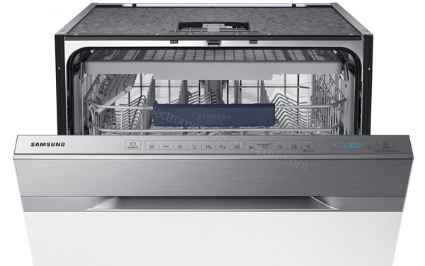 SAMSUNG Water Wall DW60M9550SS - Panneau de commandes