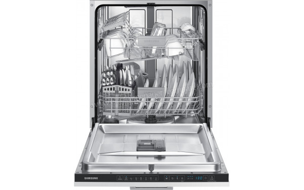 SAMSUNG DW60R7040BB - Vue de l'int&eacute;rieur