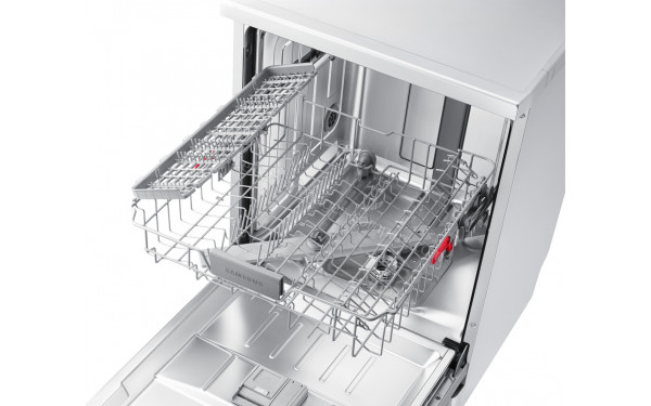 SAMSUNG DW60R7040FW - Vue du panier sup&eacute;rieur