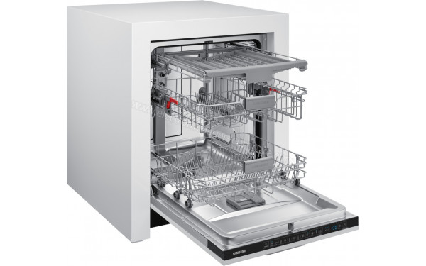 SAMSUNG DW60R7050BB - Panier sup&eacute;rieur en position basse