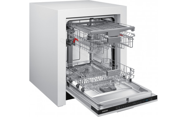 SAMSUNG DW60R7050BB - Panier sup&eacute;rieur en position haute