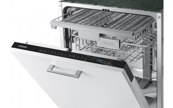 SAMSUNG DW60R7050BB - Panneau de commandes