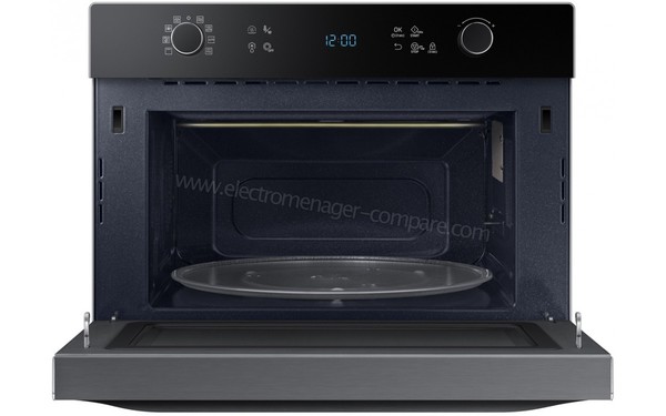 SAMSUNG MC35J8085LT - Vue de face, porte ouverte (cr&eacute;dit : Darty)