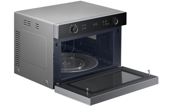 SAMSUNG MC35J8085LT - Vue 3/4 gauche, porte ouverte (cr&eacute;dit : Darty)