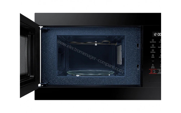 SAMSUNG MG22M8254AK - Vue de l'int&eacute;rieur