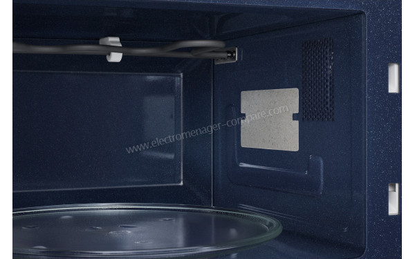 SAMSUNG MG23T5018AW/ET - Vue de l'int&eacute;rieur