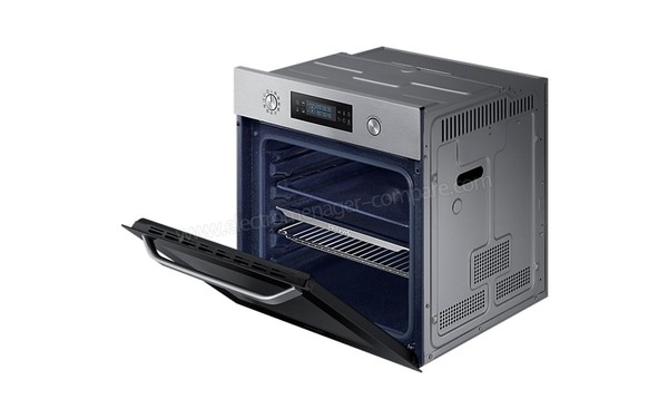 SAMSUNG NV66M3531BS/EO - Vue 3/4 droite, porte ouverte