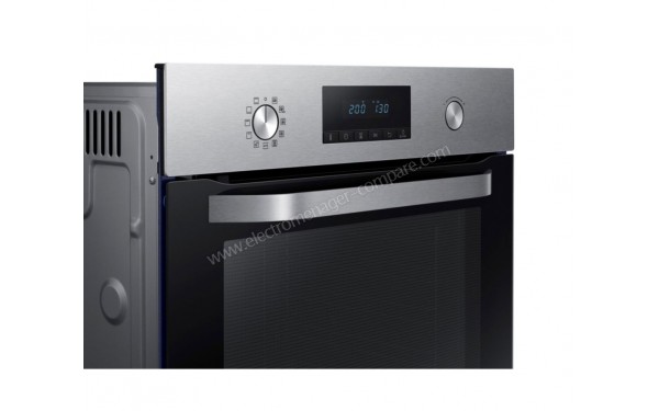 SAMSUNG NV68R3372BS - Panneau de commandes (cr&eacute;dit : Boulanger)