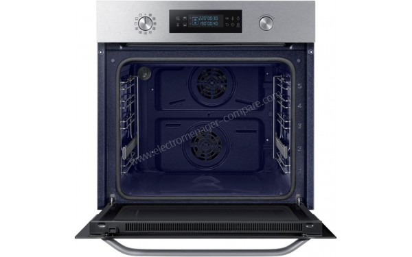 SAMSUNG NV68R3571RS - Vue de l'int&eacute;rieur (cr&eacute;dit : Boulanger)