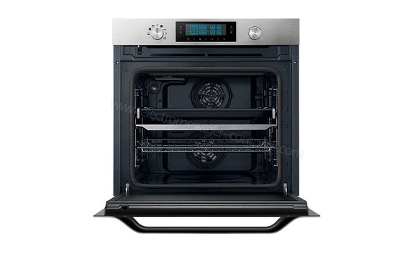 SAMSUNG NV70F7796MS - Vue de face, porte ouverte (cr&eacute;dit : Darty)