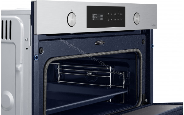 SAMSUNG NV75A6679RS - Vue de l'int&eacute;rieur