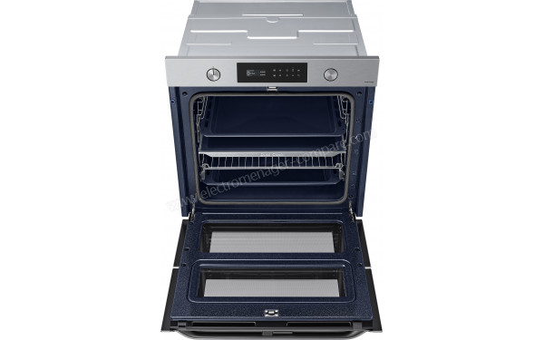 SAMSUNG NV75A6679RS - Vue de l'int&eacute;rieur