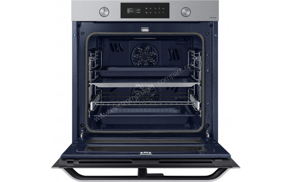 SAMSUNG NV75A667DRS - Vue de l'int&eacute;rieur