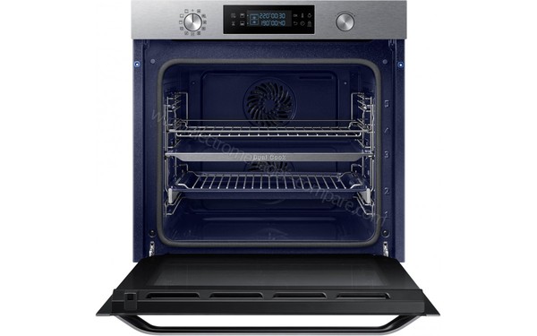 SAMSUNG NV75K5571RS - Vue de face, porte ouverte