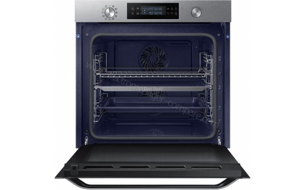 SAMSUNG NV75N5573BS - Vue de l'int&eacute;rieur (cr&eacute;dit : Boulanger)