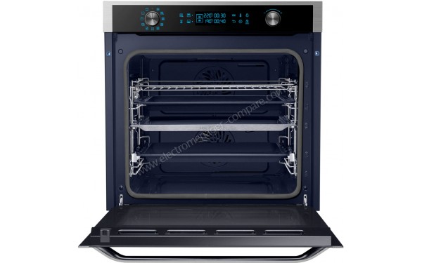 SAMSUNG NV75N5574RS - Vue de l'int&eacute;rieur avec accessoires