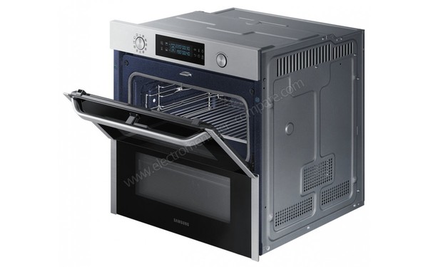 SAMSUNG NV75N5671RS - Vue 3/4 droite porte sup&eacute;rieur ouverte