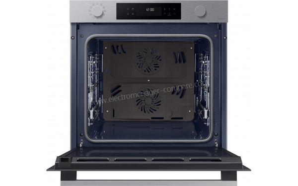 SAMSUNG NV7B4420ZAS - Vue de l'int&eacute;rieur