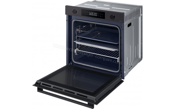 SAMSUNG NV7B4430YCB - Vue de l'int&eacute;rieur 3/4 droite