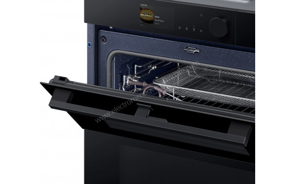 SAMSUNG NV7B6795JAK - Vue de l'int&eacute;rieur