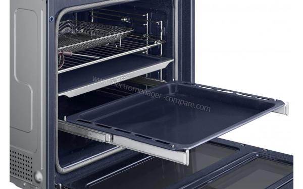 SAMSUNG NV7B6799AAK - Vue de l'int&eacute;rieur