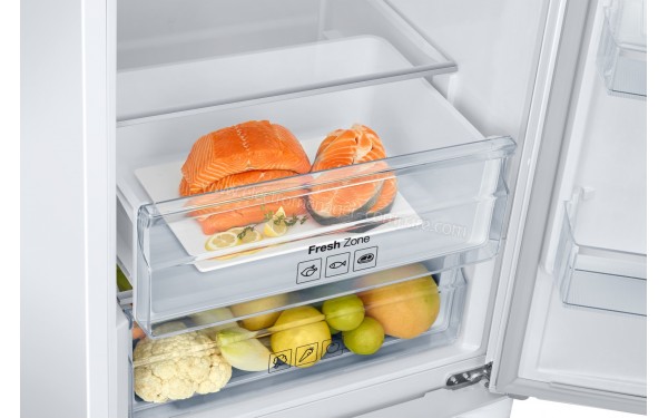 SAMSUNG RB37J5320WW - Vue de la zone fra&icirc;cheur