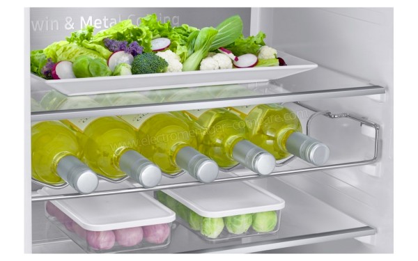 SAMSUNG RB41R7737B1 - Vue de la clayette porte-bouteilles (cr&eacute;dit : Boulanger)