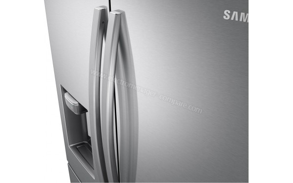SAMSUNG RF24R7201SR - Vue des poign&eacute;e