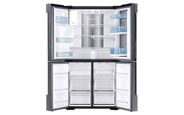 SAMSUNG RF56M9380SG - Vue de l'int&eacute;rieur (cr&eacute;dit : Darty)