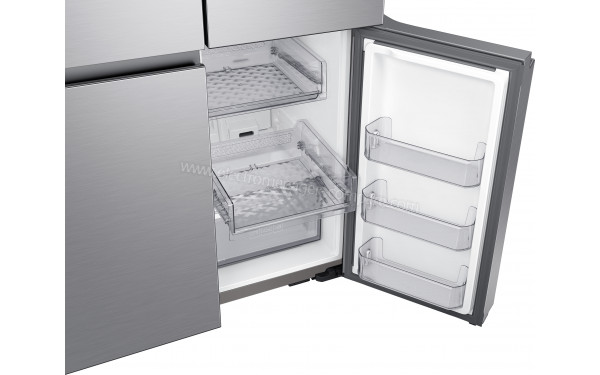 SAMSUNG RF65A90TFSL - Vue de l'int&eacute;rieur partie cong&eacute;lateur