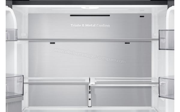 SAMSUNG RF65A967ESG - Vue de l'int&eacute;rieur