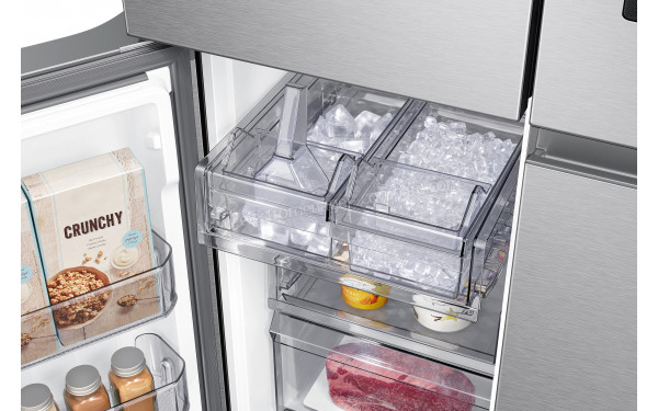 SAMSUNG RF65A977FSR - Vue de l'int&eacute;rieur partie cong&eacute;lateur