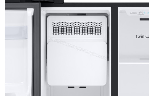 SAMSUNG RS67N8211B1 - Mise en situation