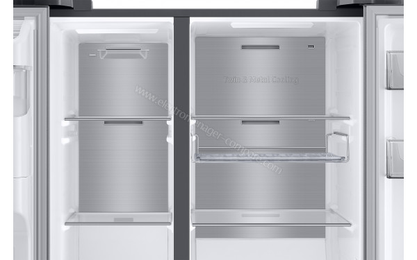 SAMSUNG RS68A884CSL - Vue de l'int&eacute;rieur