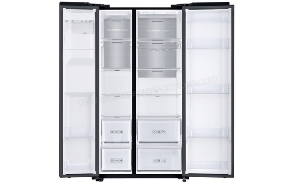 SAMSUNG RS68N8240B1 - Vue de l'int&eacute;rieur vide