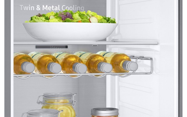 SAMSUNG RS68N8240S9 - Vue de la clayette porte-bouteilles