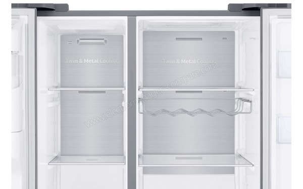 SAMSUNG RS68N8941SL - vue des clayettes