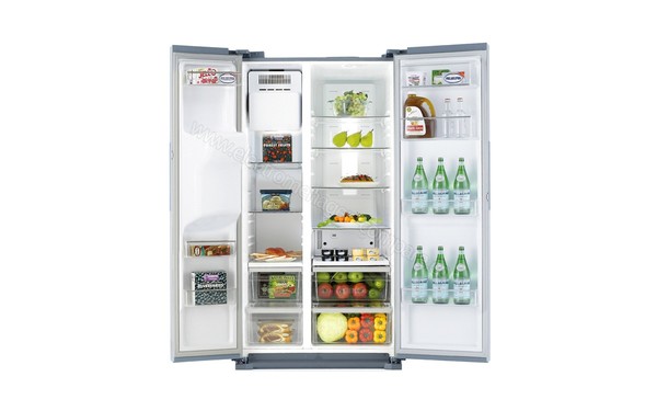 SAMSUNG RS7567THCSL - Vue de l'int&eacute;rieur