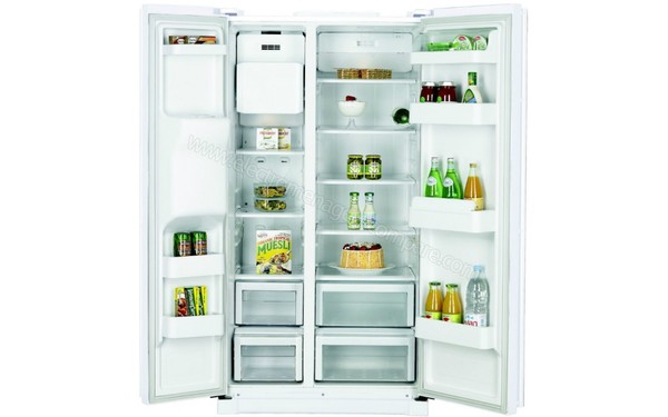 SAMSUNG RSA1UTWP - Vue de l'int&eacute;rieur (cr&eacute;dit : Boulanger)