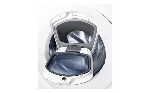 SAMSUNG WW80K4437YW - Hublot additionnel AddWash ouvert (cr&eacute;dit : Darty)
