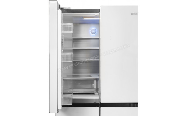 SCHNEIDER SCMD564NFGLW - Vue de l'int&eacute;rieur partie r&eacute;frig&eacute;rateur