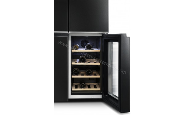 SCHNEIDER SCMDCV605NFDAX - Vue de l'int&eacute;rieur partie cave &agrave; vins