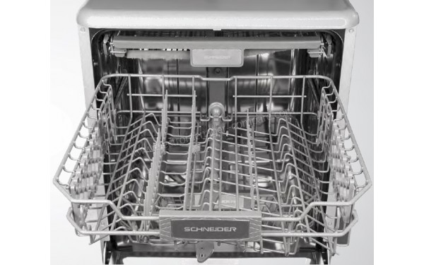 SCHNEIDER SDW1444VS - Vue du panier sup&eacute;rieur