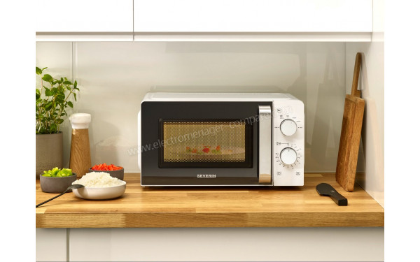 SEVERIN MW 7885 - Mise en situation