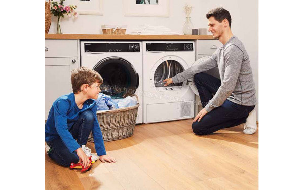 SHARP KD-HHH9S7GW2 - Mise en situation