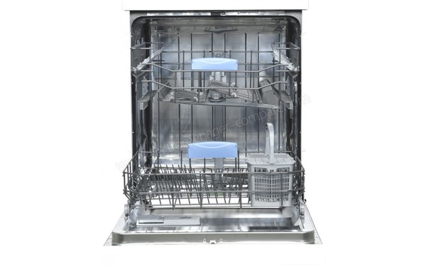 SHARP QW-GT43F413W - Vue de l'int&eacute;rieur (cr&eacute;dit : Boulanger)