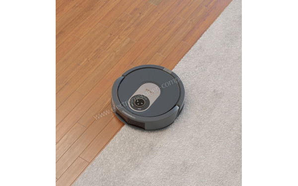 SHARK RV2001EU - Mise en situation (cr&eacute;dit : Darty)