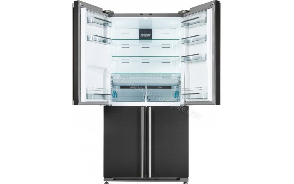 SHARP SJ-F2560EVA VacPac Pro - Partie r&eacute;frig&eacute;ration portes ouvertes (cr&eacute;dit : Boulanger)