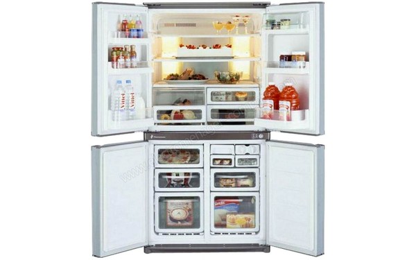 SHARP SJ-F78PESL - Vue de l'int&eacute;rieur