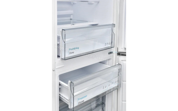 SHARP SJ-FBB04DTXLD - Bac fra&icirc;cheur partie r&eacute;frig&eacute;rateur et tiroirs partie cong&eacute;lateur